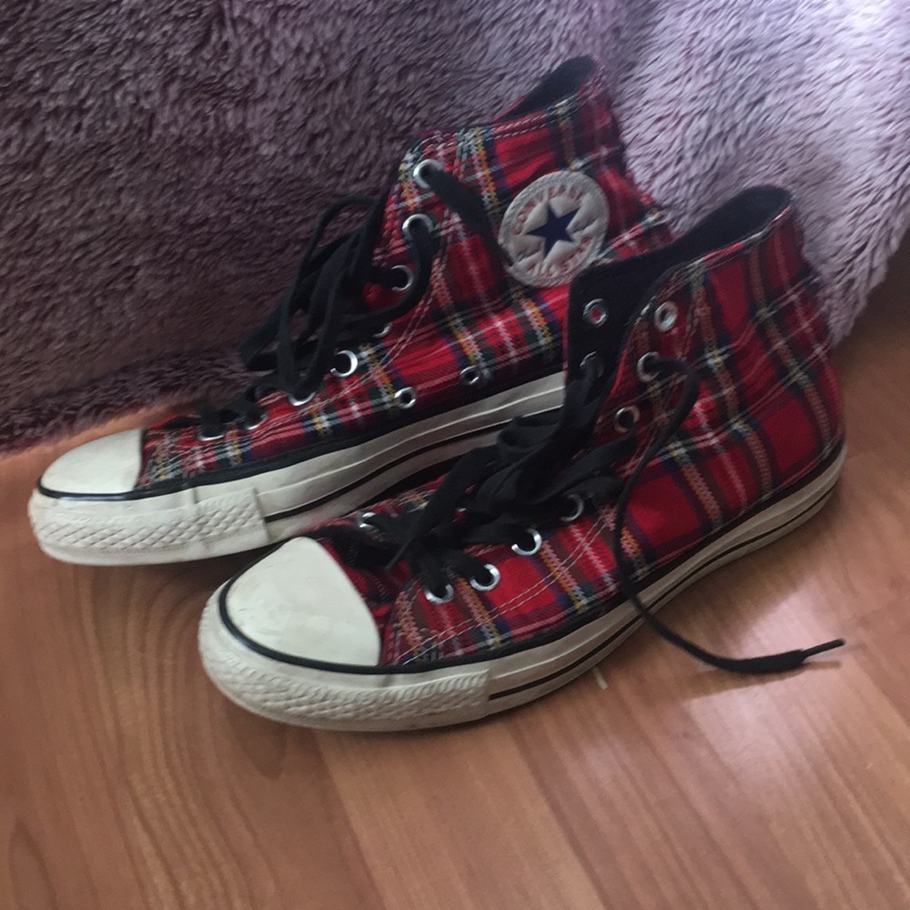 Plaid hightop Converse